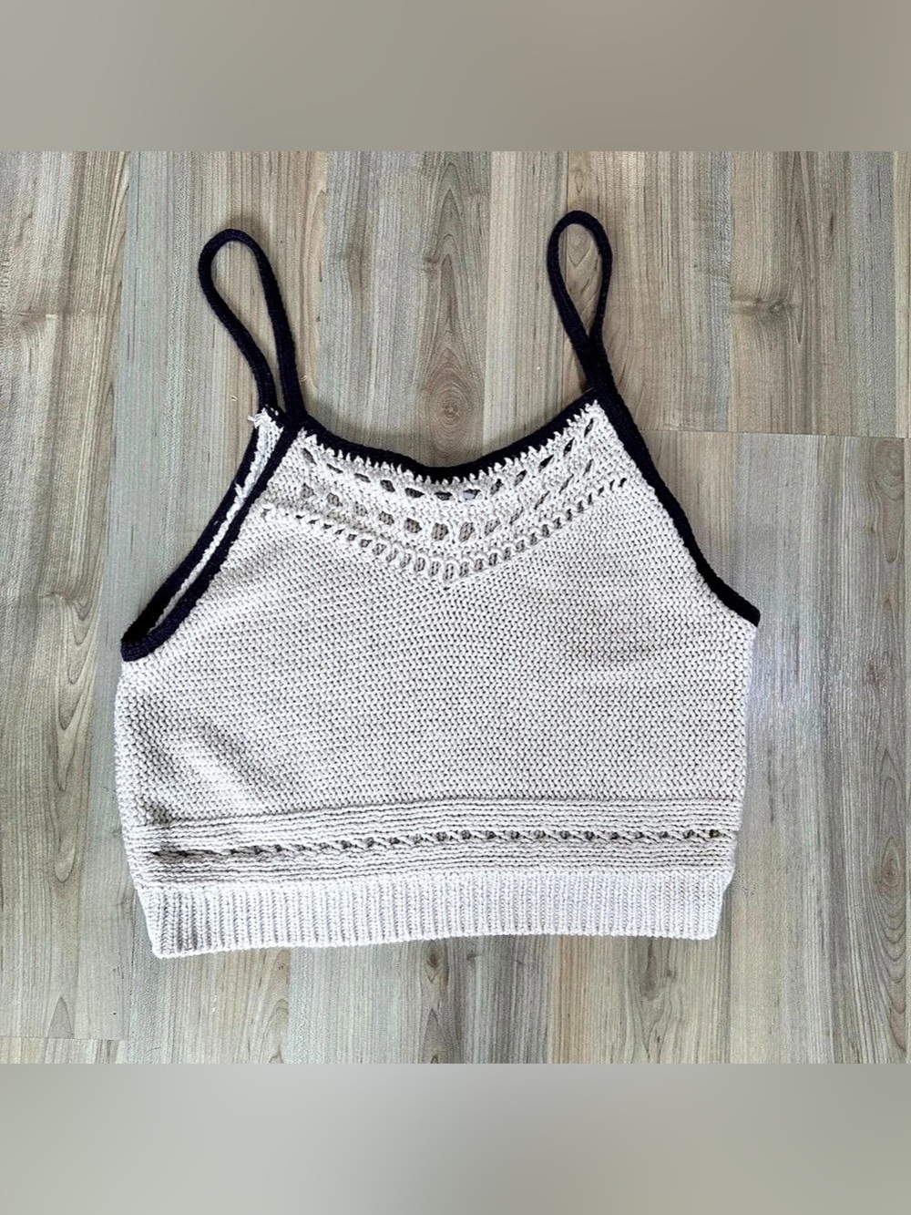 American Eagle Outfitters Cropped Crochet Knit Sweater Cami Top in Cream Large